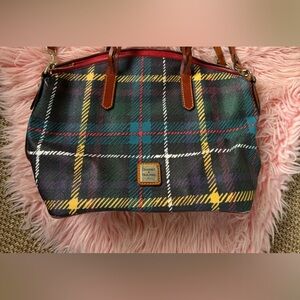 Dooney & Bourke plaid tote bag